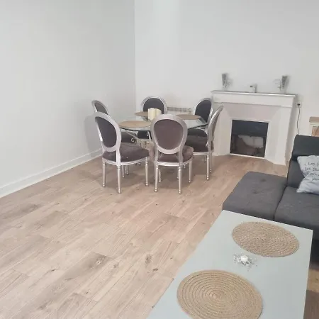 Maison Calme Proche De La Riviere Hotel